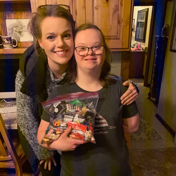 Meet your Posher, Jaynee - Picture 5 of 7